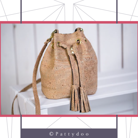 Kleines Bucket Bag aus Korkstoff von Pattydoo