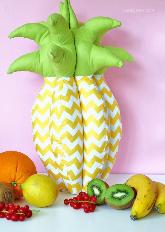 3D Ananas als Nadelkissen oder Dekokissen nach dem Schnittmuster von Was eigenes genäht.