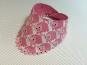 Einfaches Dreieckstuch nähen für Babys