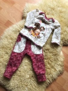 Shirt für Babys von Stoffwindelei nähen